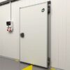INDUSTRIAL REFRIGERATOR DOOR ON HINGE FOR POSITIVE TEMPERATURE 200N